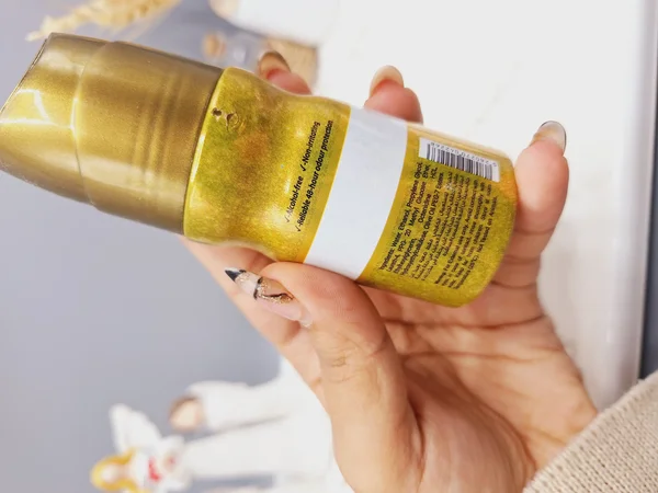 مام زنانه ضد تعریق خوشبو برند کارینو VIP مدل MOOD DOOL کد 2268( طلایی)