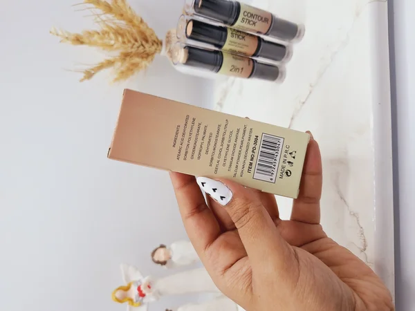 کانتور و کانسیلر دو طرفه استیکی برند دوسه کد 3004