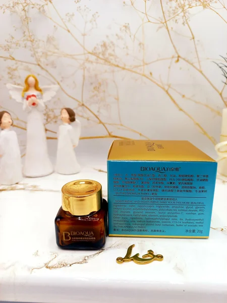 کرم نرم کننده و مرطوب کننده دور چشم B بیوآکوا کد BQY0955