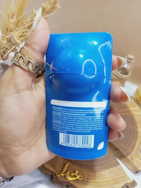 مام رولی 48 ساعته زیر بغل ضدتعریق فرش استیک Fresh Stick آّبی کد H002