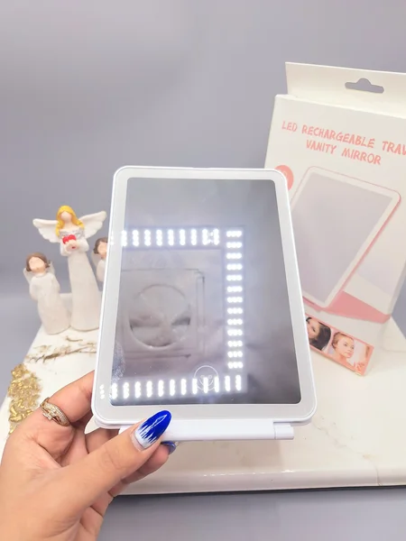 آینه رینگ لایت دار مدل تبلت مسافرتی با نور LED و 3 رنگ زیبا و قابل شارژ کد 2177( رنگ سفید)