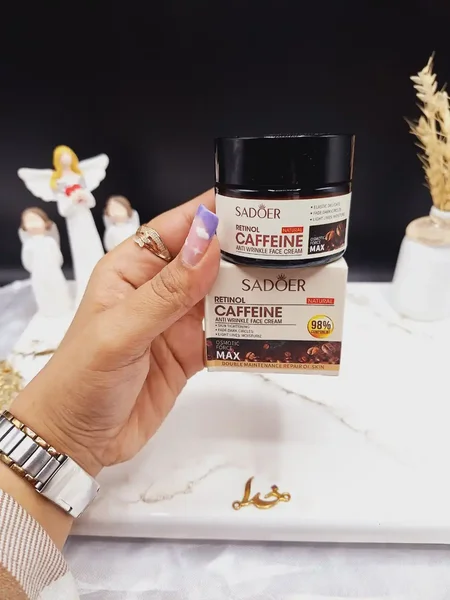 کرم ضدچروک حاوی عصاره رتینول کافئین برند سادور SADOER کد SD01513