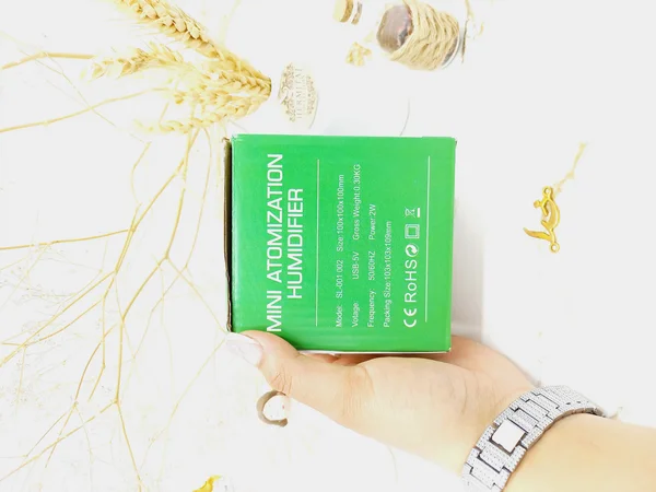 دستگاه بخور عطر طرح چوبی و دکمه لمسی با LED تغییر رنگ آلتراسونیک