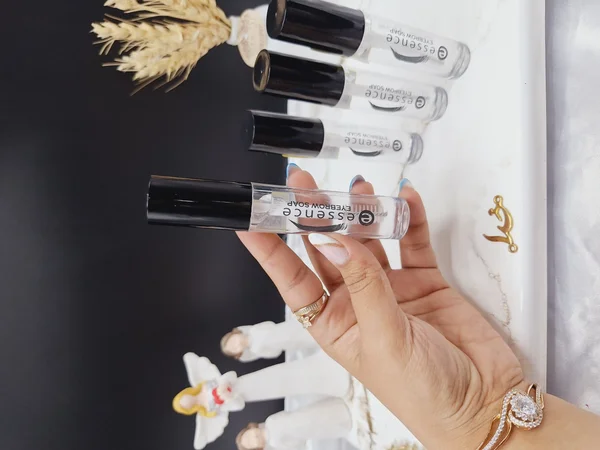 ژل لیف ابرو و مژه بیرنگ اسنس لیبل اصلی (درب مشکی)