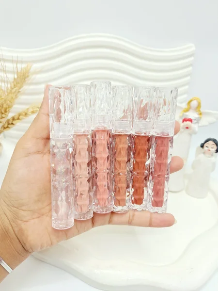 لیپ گلاس خیس کریستالی XRS