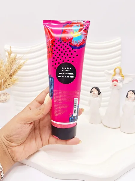 لوسیون بدن ویکتوریا سکرت مدل SPRING FEVER حجم 237 میل کد 2165