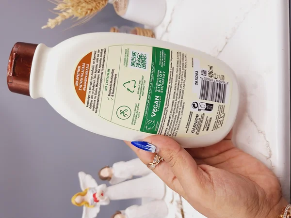 شامپو تغدیه کننده و نرم کننده با شیر نارگیل و ماکادمیا برند گارنیر اصلی حجم 400 میل کد