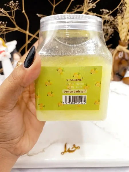 اسکراب و نمک بدن سرسان لاو SERSANLOVE عصاره لیمو کد 1275