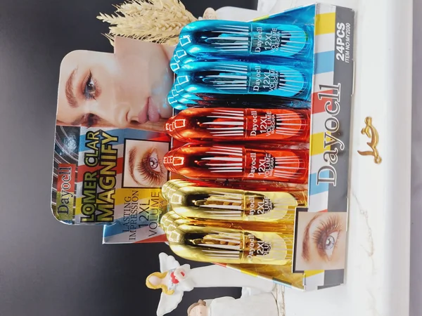 ریمل 24 ساعته و بلند کننده  برند دایسل Dayocll کد MY2030