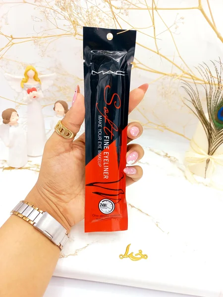 خط چشم ماژیکی پاکتی کد 704