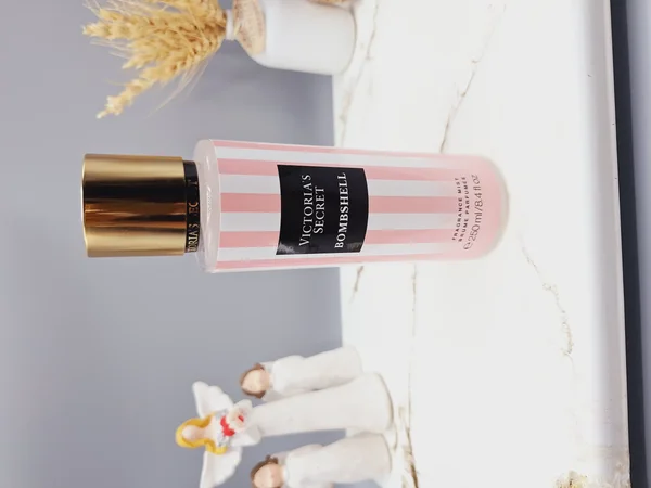 بادی اسپلش 250ml ویکتوریا سکرت مدل BOMBSHELL اورجینال