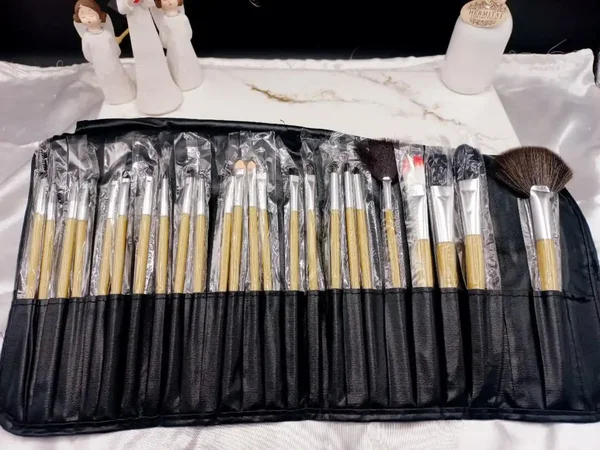 کیف براش حرفه ای 24 تیکه مخصوص میکاپ