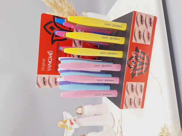 خط چشم ماژیکی رنگی یانگمی کیفیت عالی کد 9766