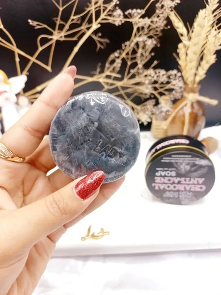 صابون زغال قوطی فلزی برند مکس لیدی MAX LADY کد 14049