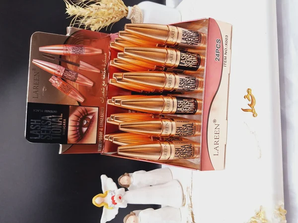 ریمل حجم دهنده و فر کننده مژه کیفیت عالی LAREEN کد X003