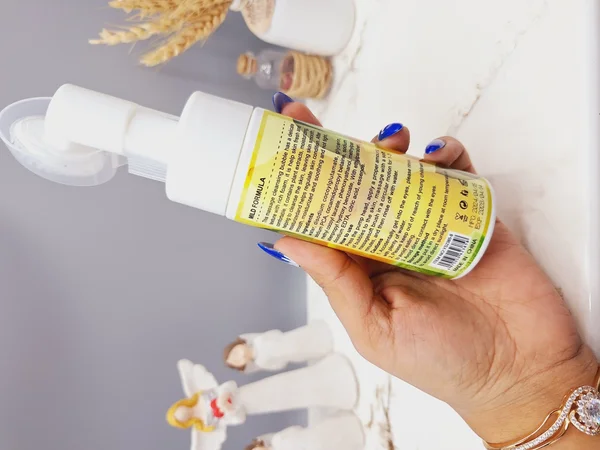 فوم شستشو براش دار آلوورا و لیمو لانکو کد YS:2385-8