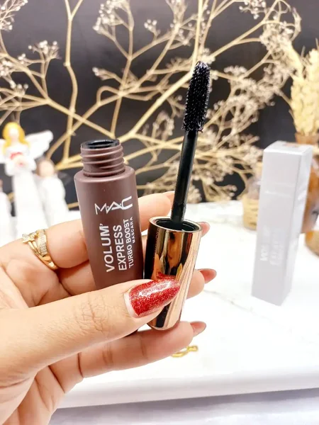 ریمل ضد آب پوکه قهوه ای ماسکارا برند کد 77499