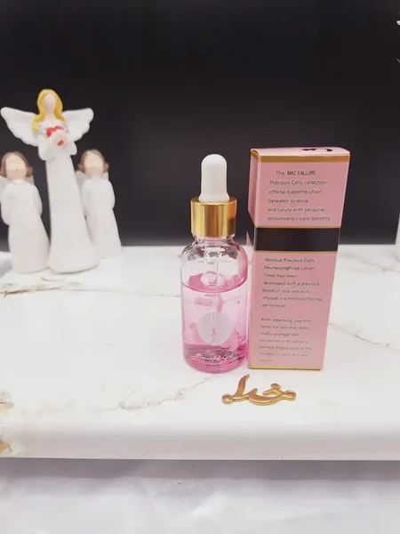 سرم آبرسان و مرطوب کننده (صورتی)