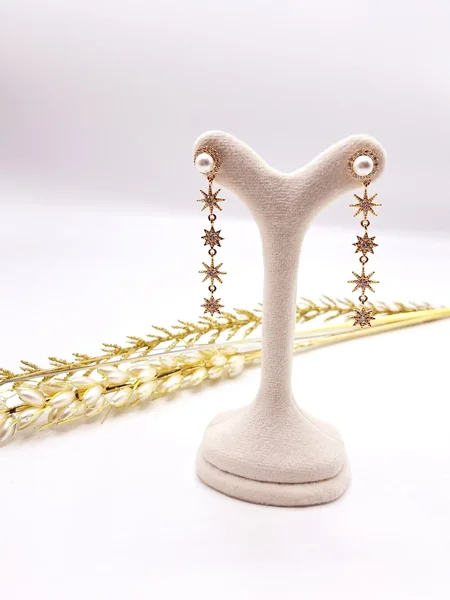 گوشواره میخی درخشان خورشیدی فوق العاده شیک و مجلسی