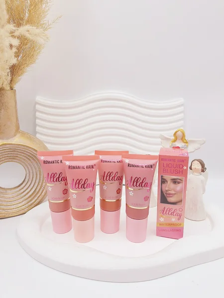 رژگونه مایع پرطرفدار پد دار تیوپی اورجینال برند Romantic rain کد 1753