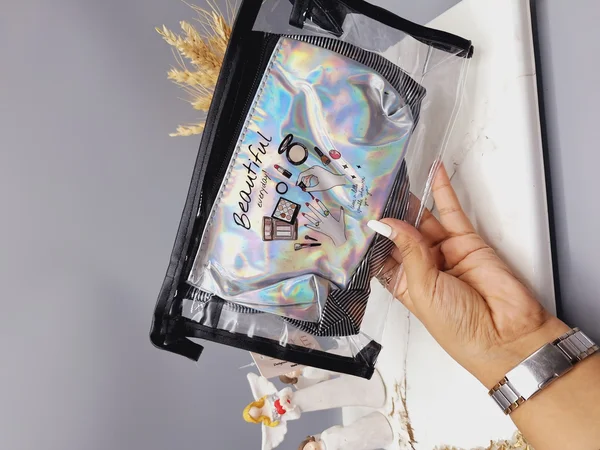 کیف آرایشی۳ تیکه بسیار زیبا و جا دار و کیفیت عالی