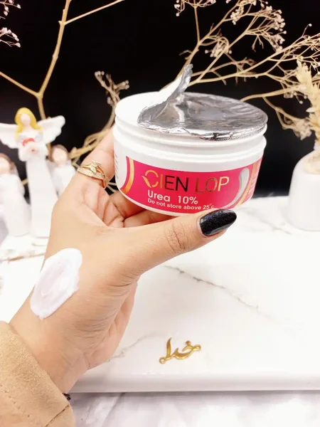 کرم مرطوب کننده قوی دست وصورت پوست های خشک و آسیب دیده سین لوپ CIEN LOP کد 0019