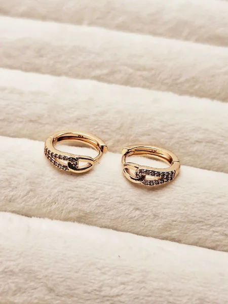 گوشواره طلایی طرح مینمال قفلی برند ژوپینگ