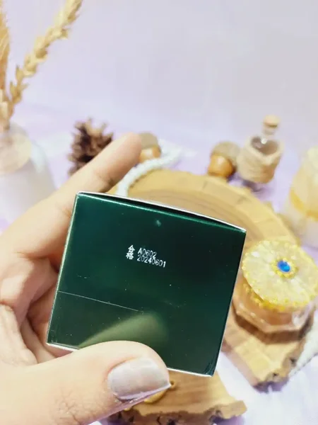 کرم لاکچری لیفتینگ قوی و ضد چین و چروک برند لیفتینگ LIFTHENG کد LFG37980