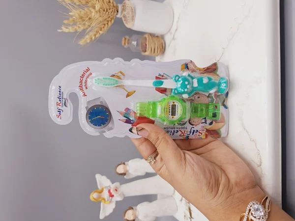 مسواک کودک مستر اورال با برس نرم به همراه با ساعت فانتزی