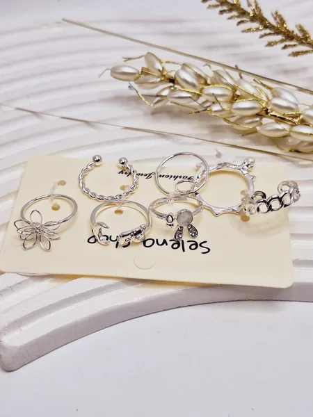 پک انگشتر Selena نقره ای طرح خرگوش آبکاری رادیوم