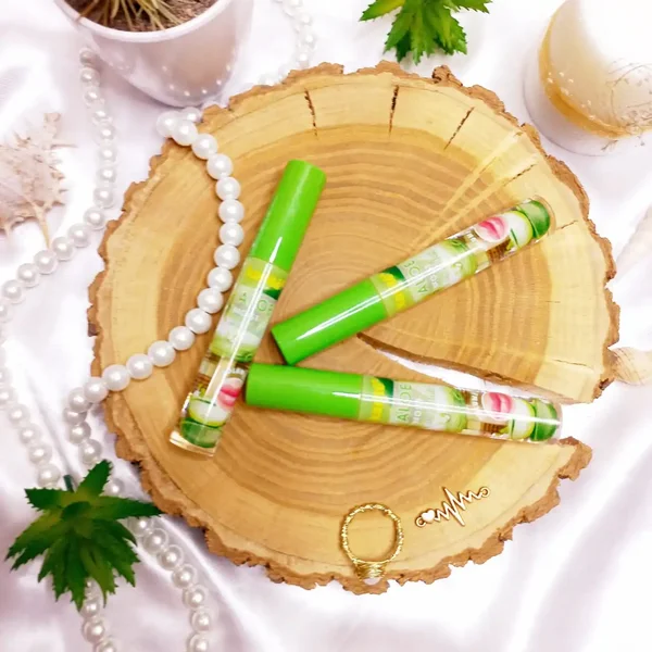 برق لب آلوئه ورا کاریته karite | پخش عمده