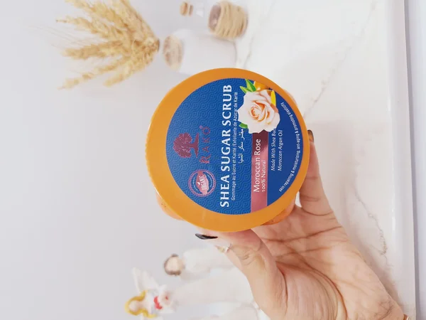 اسکراب شنی رایحه گل رز برند راکو فوق العاده با کیفیت کد 1304