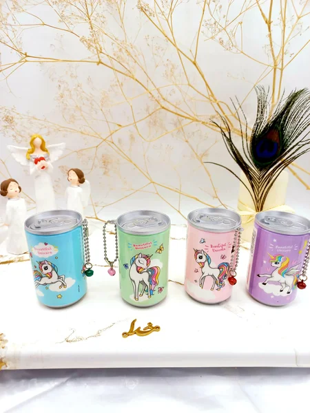 دستمال مرطوب قوطی دایره ای طرح اسب تک شاخ وارداتی و باکیفیت کد F021