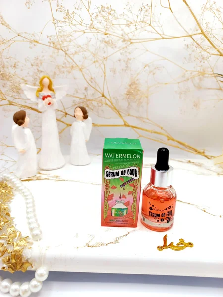 سرم روشن کننده پوست مدل هندوانه هدی موجی HUDA MOJI حجم 20 ml کدEC001
