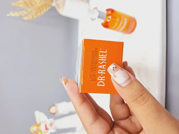 سرم دور چشم ویتامین C ضد چروک و پف چشم برند دکتر راشل اصلی کد 1430