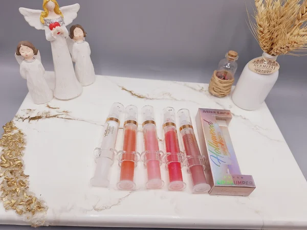 حجم دهنده و شاین لب آمپولی میس لارا Miss lara کد 236