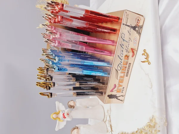 خط چشم حرفه ای ماژیکی طرح کفش برند تایلامی اورجینال E122