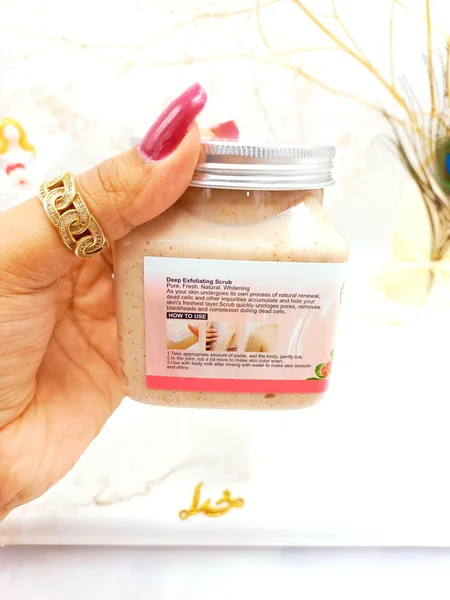 اسکراب شنی بدن کاسه ای زغال اخته 320میل کاریته karite