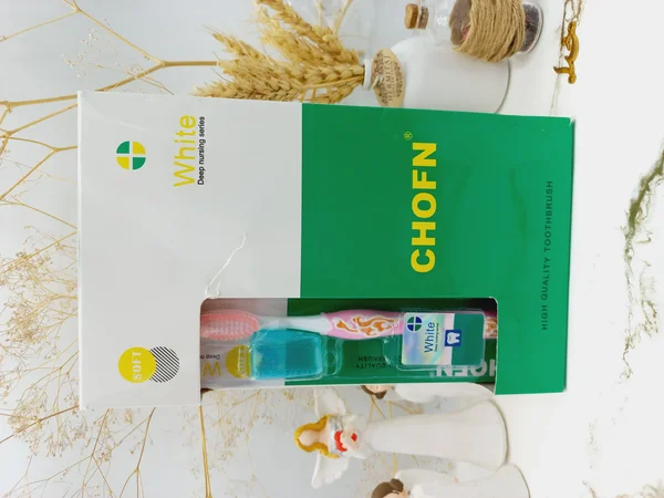مسواک باکیفیت و تمیزکننده عمیق چوفن وایت CHOFN کد 791