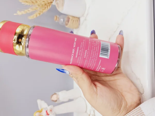 بادی اسپلش فوق العاده خوشبووو و ماندگار مدل FLORA زنانه کد 0363