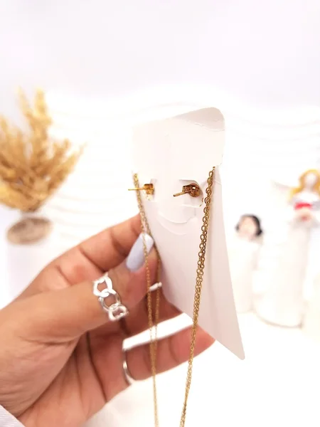 ست گوشواره و گردنبند دو لاین پروانه ای رنگ طلایی استیل