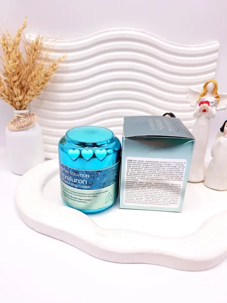 کرم مرطوب کننده و ضد چین و چروک صورت حاوی هیالورونیک اسید Dr.G90 کد 0531