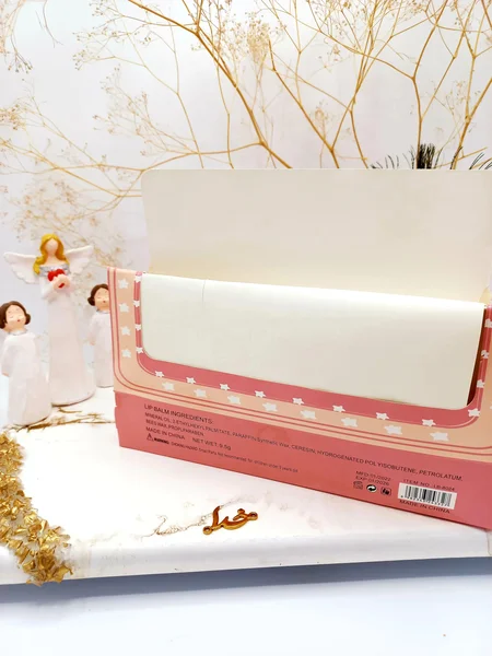 بالم لب ویتامینه طرح فانتزی پولا آیلار pola aylr کد LB8024