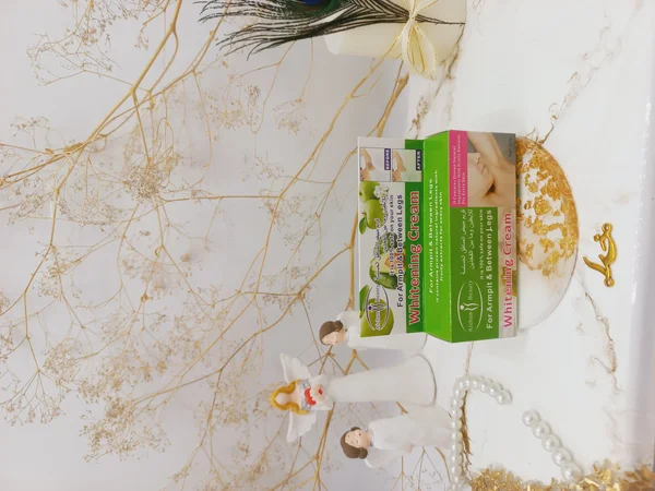 کرم روشن کننده و رفع تیرگی بدن آیچون بیوتی رایحه سیب و آووکادو AICHUN BEAUTY کد AC31237