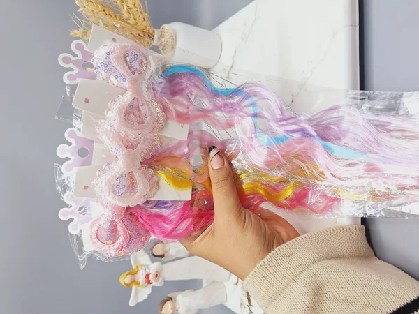 گیره موی دخترانه با موی اکستنشن رنگی طرح پاپیون