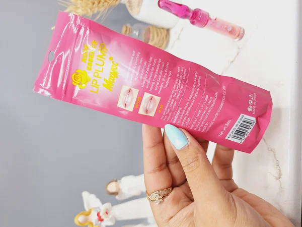 حجم دهنده لب رایحه گل رز کد 1346