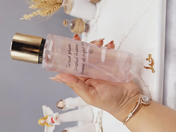 بادی اسپلش 250 ml ویکتوریا سکرت مدل Pure Seduction Shimmer اورجینال