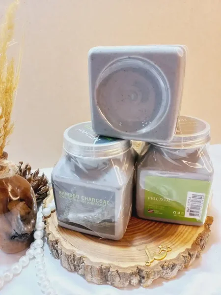 اسکراب شنی صورت و بدن رایحه زغال بامبو فیکاوجی FEICAOJI کد 137284