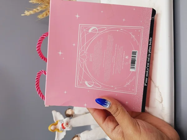 ست بادی اسپلش و لوسیون شاین دار فوق العاده خوشبو و ماندگار به همراه پک کد 2322