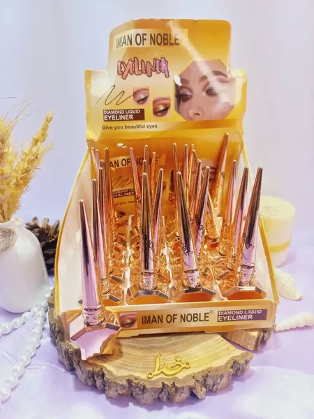 خط چشم مشکی ماژیکی ستاره ای ایمن آف نوبل IMAN OF NOBEL  کد 6101